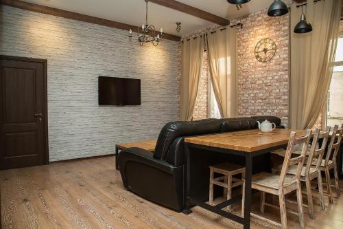 Anichkov Apartments - image 3