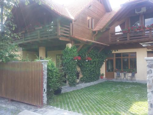 Pasager House - image 11