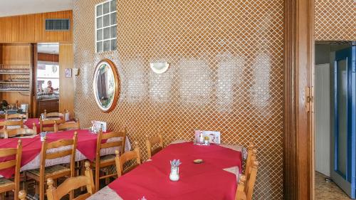 蒙特利昂餐廳酒店 (Hotel Restaurant Monte Leone) in 辛普朗多夫