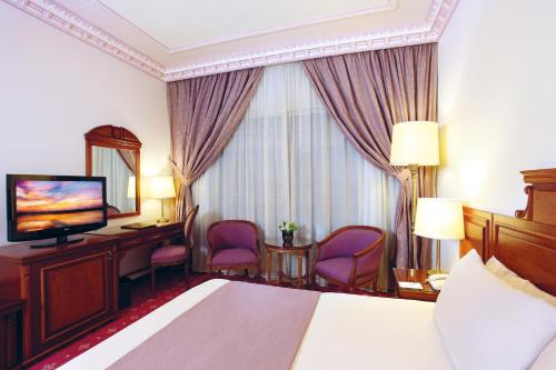 room detail thumbnail 0