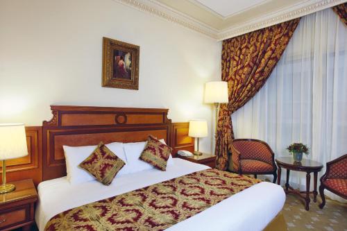 room detail thumbnail 0