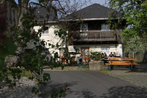 Ferienwohnungen Steinhaus