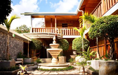 Monteverde Country Lodge