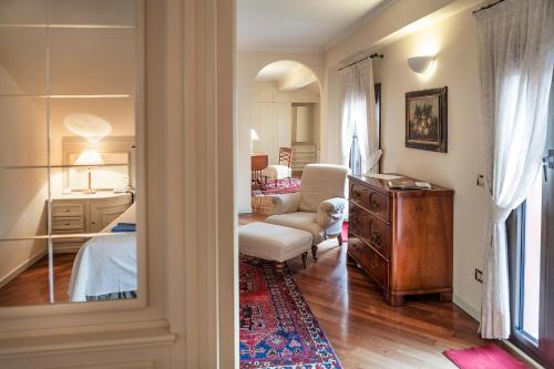 Regina Adelaide Hotel & SPA in Garda