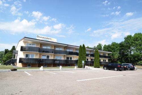 Aparthotel Donaustern - Hotel - Asbach-Bäumenheim