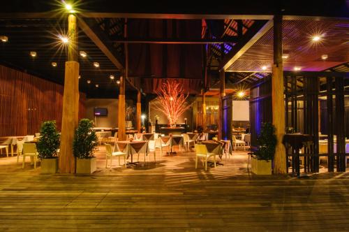 Restaurant, Samed Grandview Resort in Ko Samet