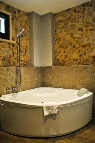 Chiusa Di Carlo Syracuse Price Address Reviews
