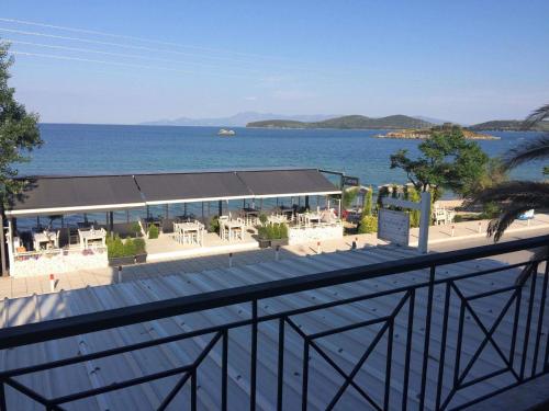 . Glykanisos Mini Suites