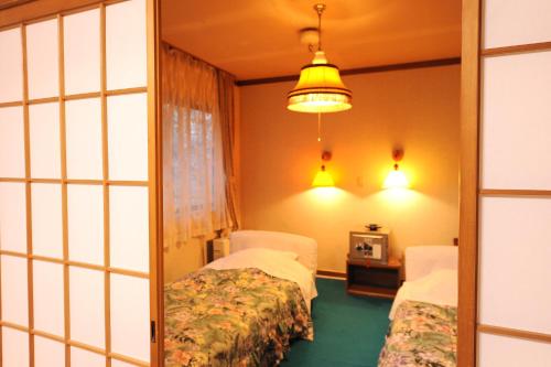 Dai Onsen Matsudaya Ryokan Dai Onsen Matsudaya Ryokan is conveniently located in the popular Hanamaki area. Featuring a satisfying list of amenities, guests will find their stay at the property a comfortable one. Service-minded