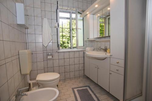 Chita's House - image 4