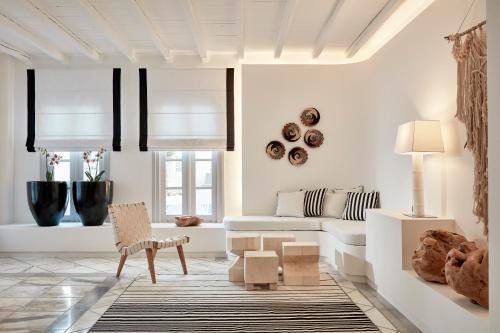 Lobby, Mr. and Mrs. White Paros - Small Luxury Hotels of the World in Paros Island