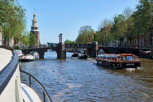 Luxurious 110m² 3br Houseboat in Amsterdam Centre!, Amsterdam (photo 9)