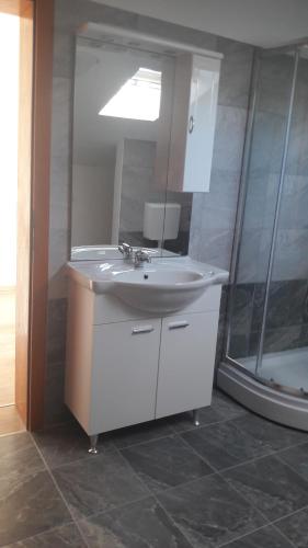 Apartments Jovic - image 7