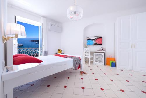 วิสตา ดามัลฟี (Vista d' Amalfi) in อมัลฟี