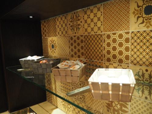 Hotel Blossoms City - image 7