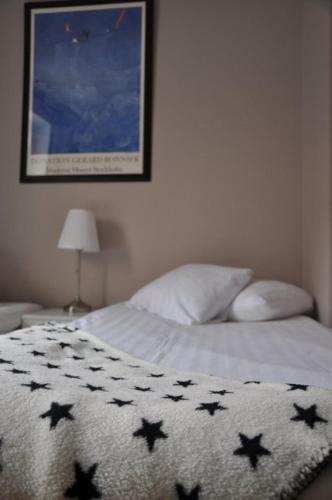 1 queen bed