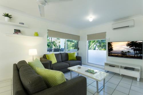 Two Bedroom, One Bathroom Apartment with Balcony/Patio image 9