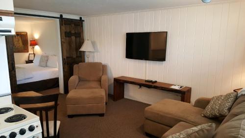 Parker's River Motel