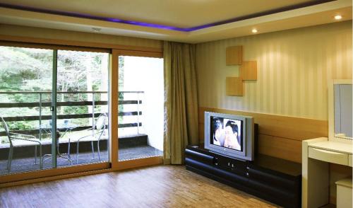 이스턴 파크 리조트 (Eastern Park Resort) in 평창