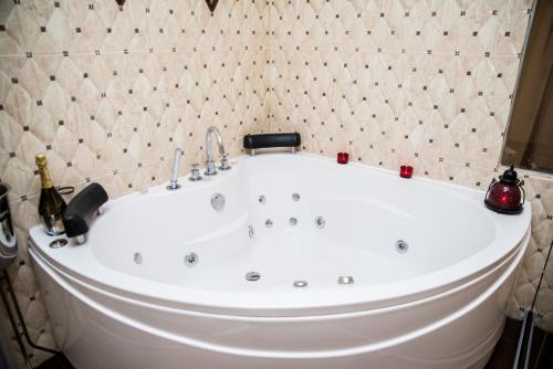浴室, SPA Hotel Medicus in 沃爾舍茨