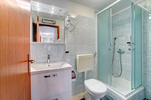 Hotel Skradinski Buk - image 5