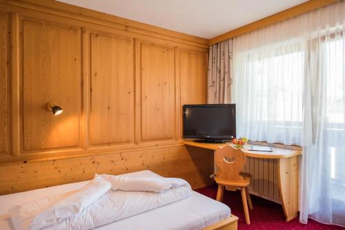 1 twin bed