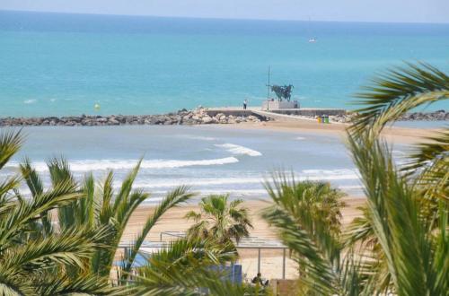 Strand, MAREA Hotel in Vilanova I La Geltru