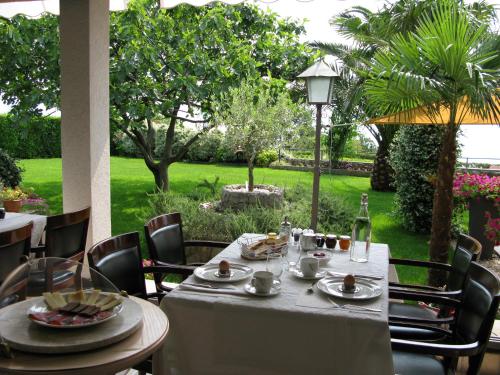 Bed and Breakfast Villa Iris - image 5