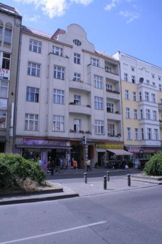 Exterior view, Hotel am Hermannplatz near Turkish Market