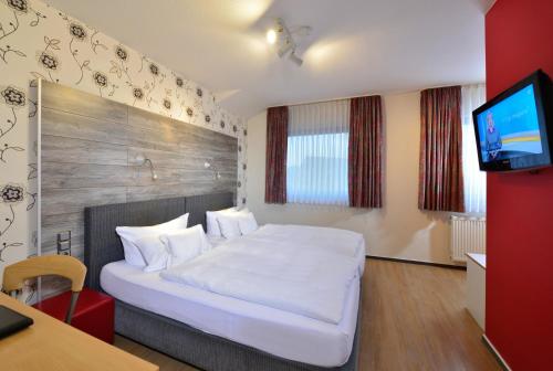 Hotel Hansen - image 11