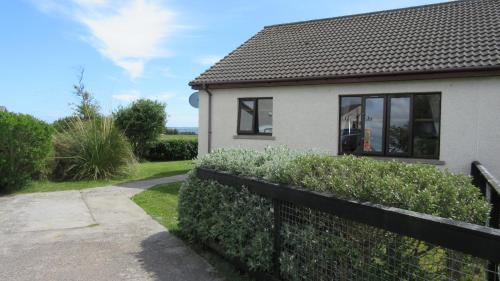 The Wee Gem - 9 Milking Hill Park, , Western Isles