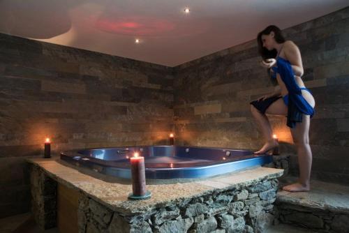 Pezsgőfürdő, B&B La Maison D' Amelie Camere e Appartamenti in Fenis
