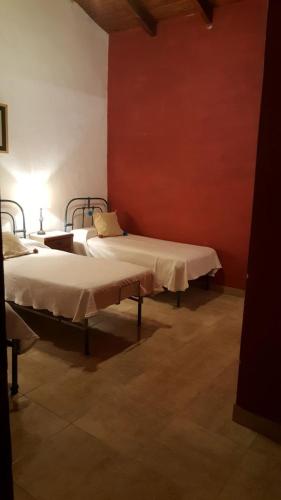 Los Colorados Hostal in 安加斯塔哥