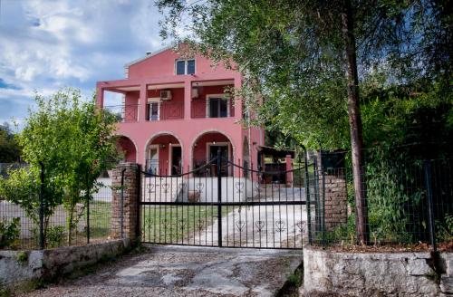 Evelina's Country House gîte à louer Áfra