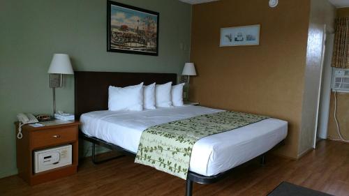 Marlane Motel - image 2