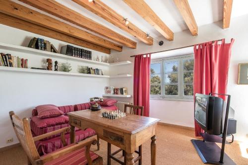 Villa Can Segui By homevillas360 - image 3