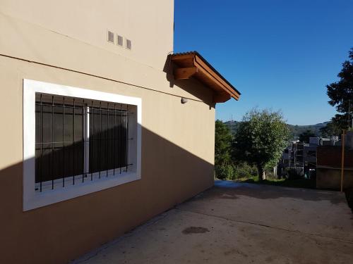 One-Bedroom House image 1