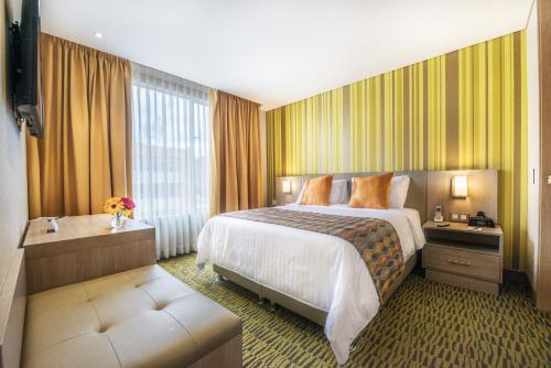 2 bedrooms, 3 beds