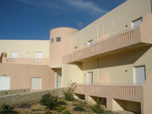 Hotel Sea Breeze - image 9