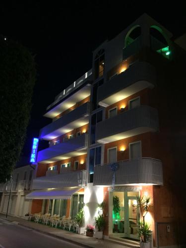 Hotel Erika - image 8
