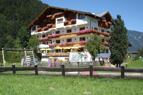 . Hotel Neuwirt