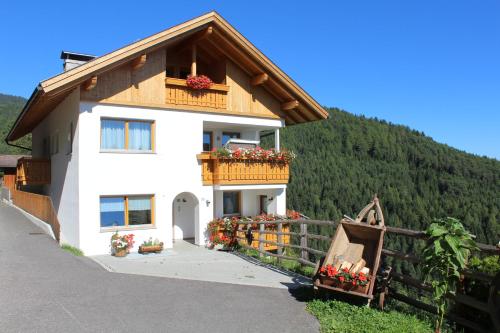  Leitnerhof, Pension in Terenten bei Lappach