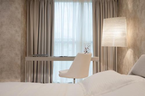 Athenaeum Grand Hotel - image 14