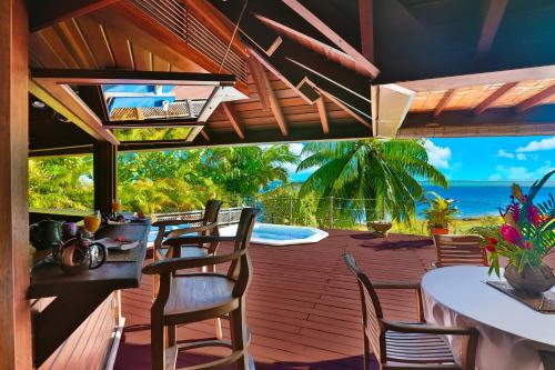 Blue Lagoon Moorea.