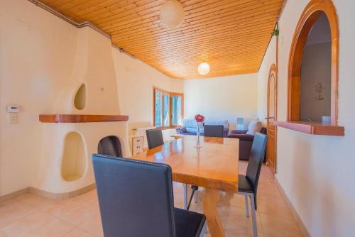 Villa Rafol 2005 - image 4