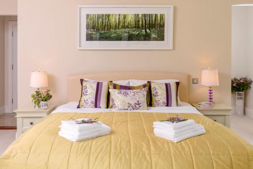 The Courtyard at Sheen Falls Country Club图片