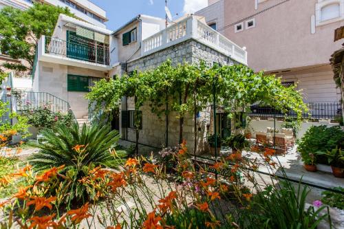 Downtown Authentic Apartments, Spalato (Split) (foto 8)