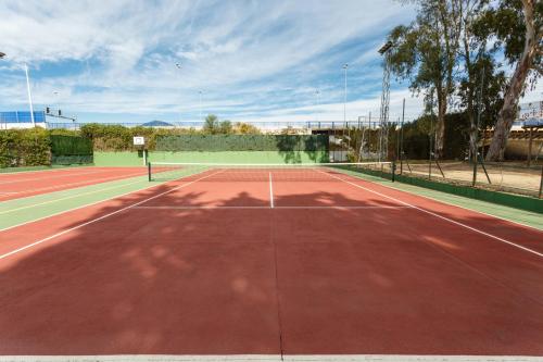 Globales Pueblo Andaluz – San Pedro De Alcantara, SC