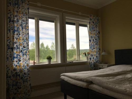 2 twin beds