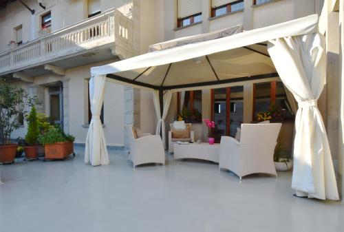 Il Terrazzo B&B — other in Via Partigiani 12, Romagnano Sesia IT, 28078